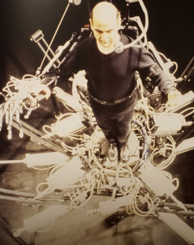 Stelarc performing with 'Exoskeleton', since 1998.