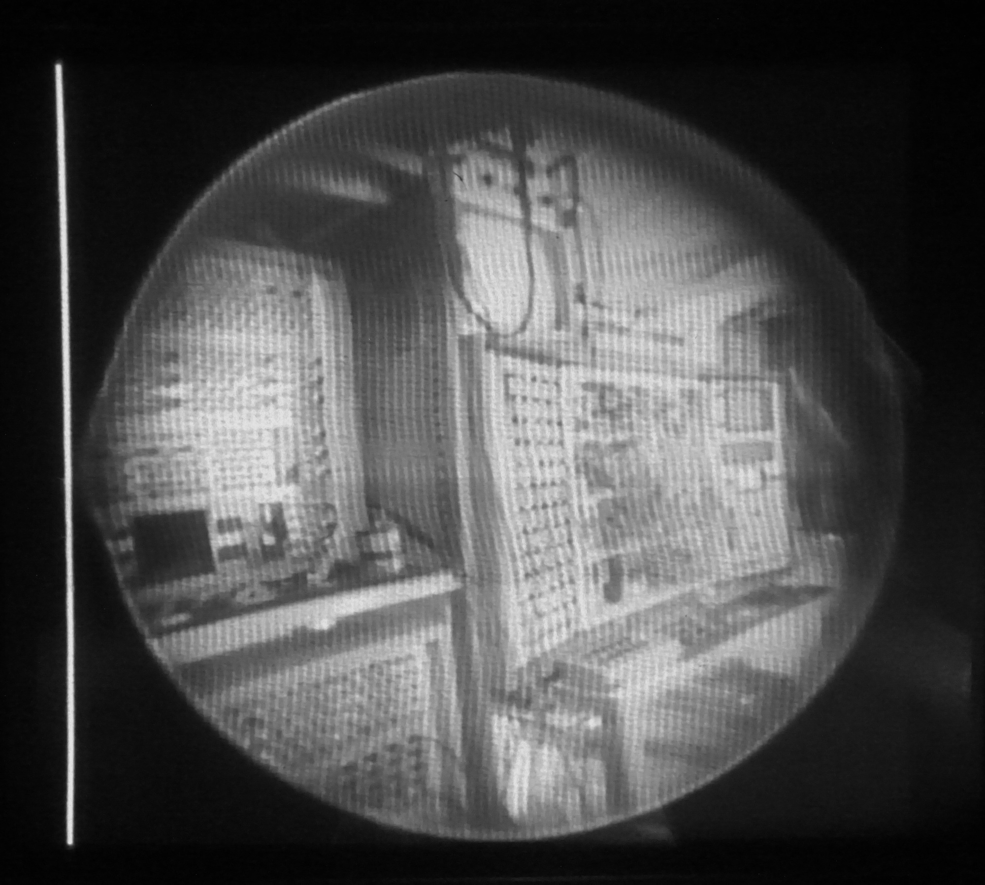 One of the first test images: a studio view while scanning the whole surface of the tube.